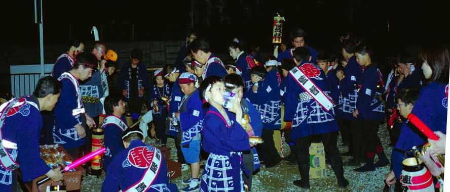 平成13年度（2001年）広沢町凧揚会ひ組 子供練り