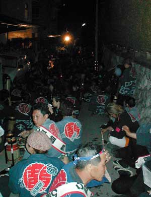 平成14年度（2002年）広沢町凧揚会ひ組 大人練り