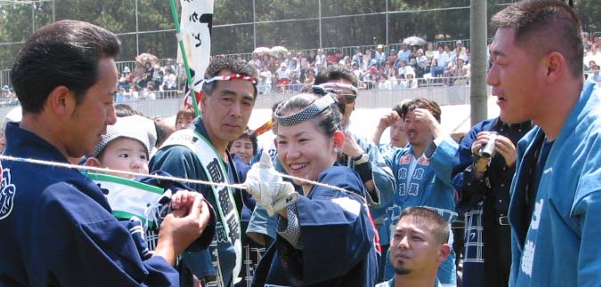 平成15年度（2003年）広沢町凧揚会ひ組 大人凧揚げ