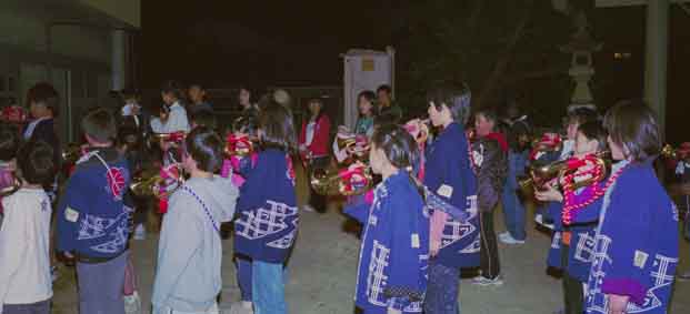 平成16年度（2004年）広沢町凧揚会ひ組 準備風景