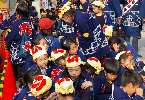 平成17年度（2005年）広沢町凧揚会ひ組 子供練り