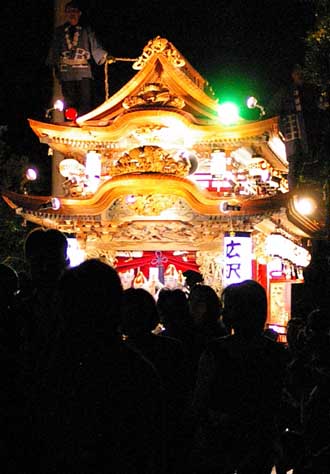 平成17年度（2005年）広沢町凧揚会ひ組 屋台引き回し