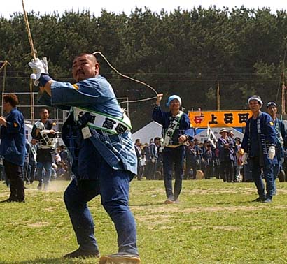 平成18年度（2006年）広沢町凧揚会ひ組 大人凧揚げ