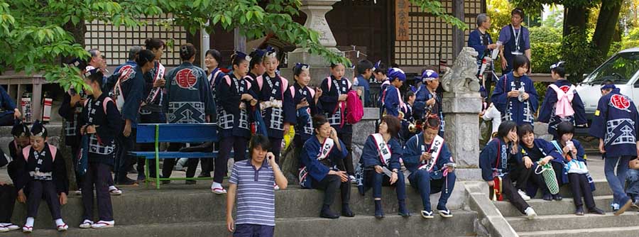 平成20年度（2008年）広沢町凧揚会ひ組 屋台引き回し