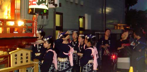 平成20年度（2008年）広沢町凧揚会ひ組 屋台引き回し