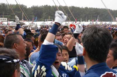 平成22年度（2010年）広沢町凧揚会ひ組 大人凧揚げ